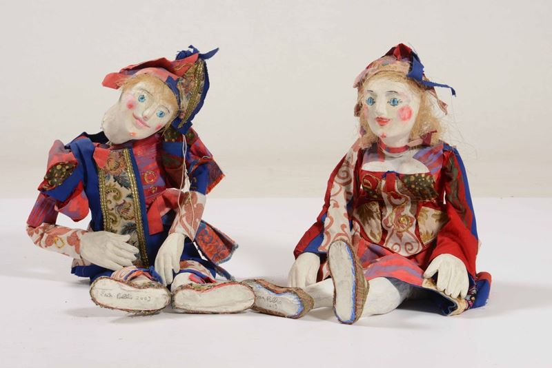 Due marionette in cartapesta e stoffa  - Auction Antiques | Timed Auction - Cambi Casa d'Aste