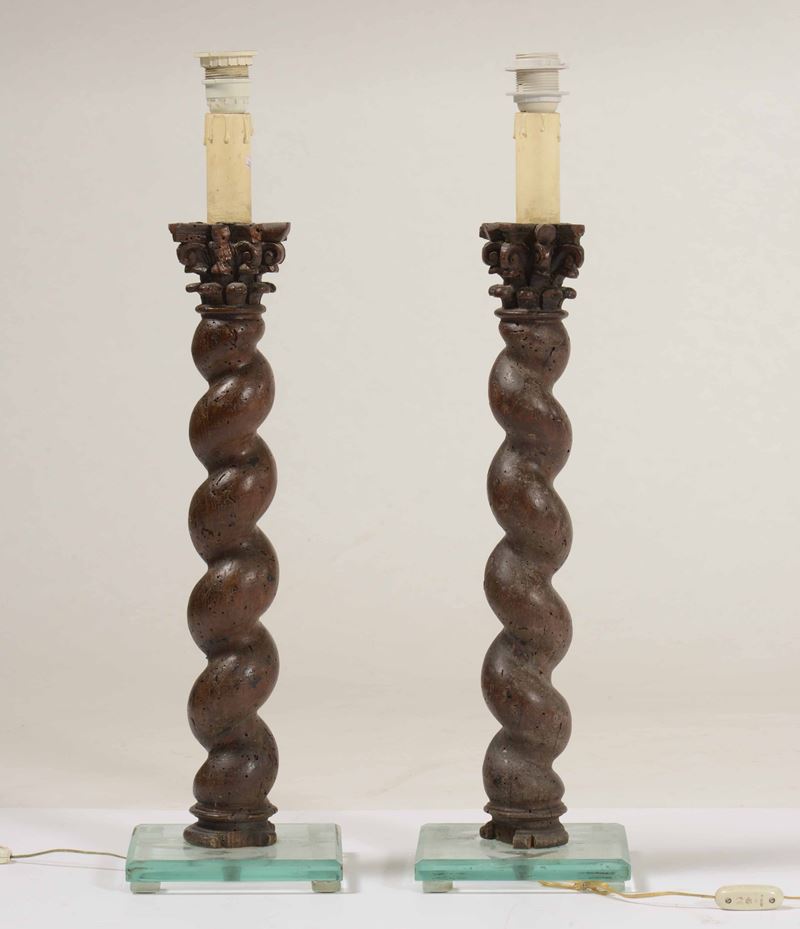 Due lampade in cristallo e legno a torchon  - Asta Antiquariato | Cambi Time - Cambi Casa d'Aste
