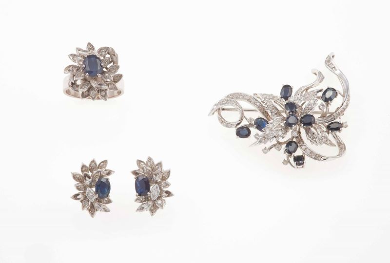 Parure composta da spilla,a anello ed orecchini con diamanti taglio huit-huit e zaffiri Australia  - Auction Jewels | Timed Auction - Cambi Casa d'Aste
