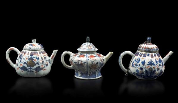 Three porcelain teapots, China, Qing Dynasty