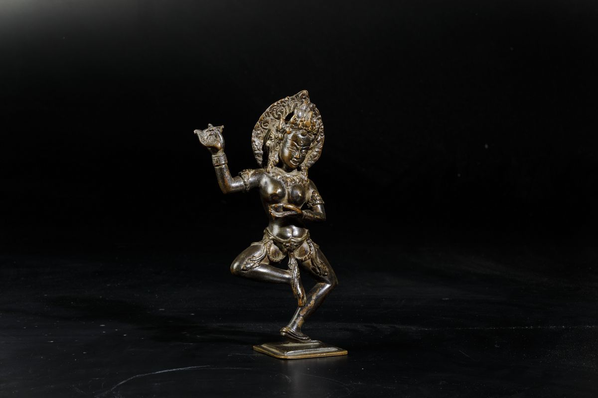 Figura di Vajravarahi in Bronzo, Nepal, XIV Secolo