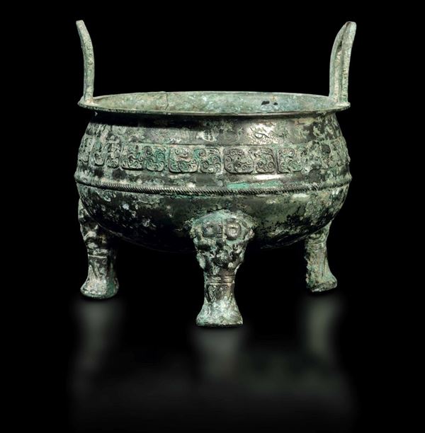 Incensiere realizzato in lega mista argento e bronzo con decori a rilievo, Cina, Regni Combattenti (481-221 a.C.)