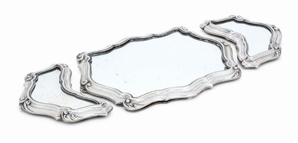 Centrotavola a specchio con finimenti in argento. Argenteria italiana del XX secolo