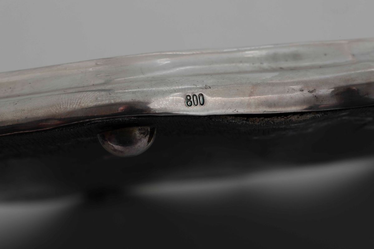 Centrotavola a Specchio con Finimenti in Argento. Argenteria Italiana del XX Secolo