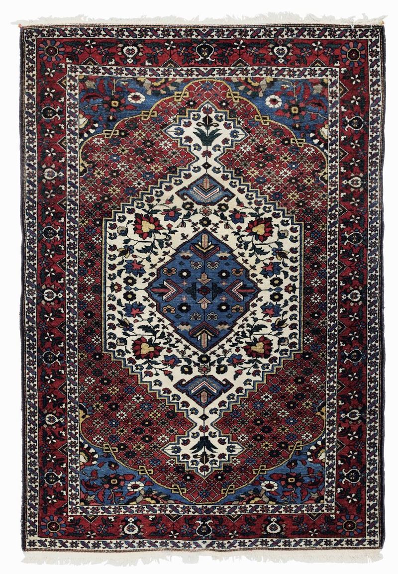 Tappeto Baktiary, Persia inizio XX secolo  - Auction Fine Carpets and Rugs - Cambi Casa d'Aste