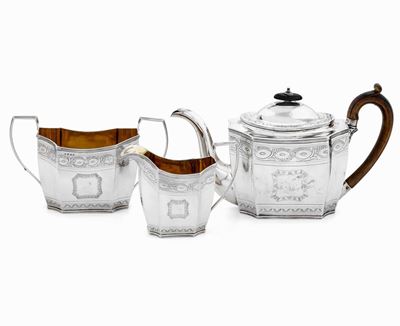 Servizio da Tã¨ in Argento Fuso, Sbalzato e Cesellato. Londra 1802, Argentiere CC (non Identifica...