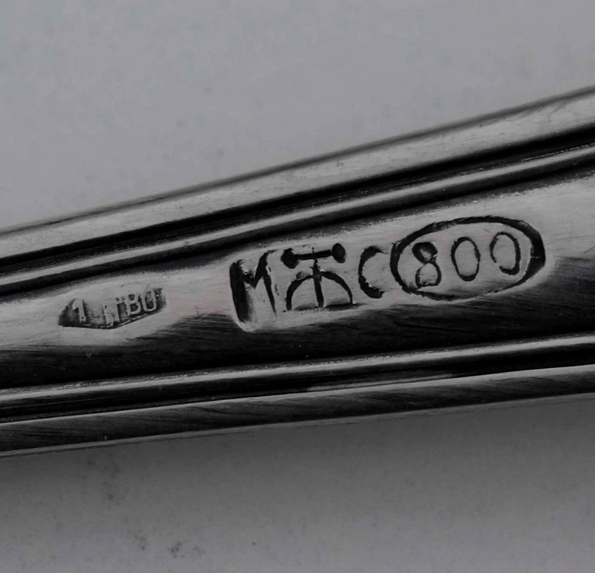 Set di Posate in Argento da Pesce Entro Custodia. Argenteria Italiana, Bolli del Fascio Littorio ...