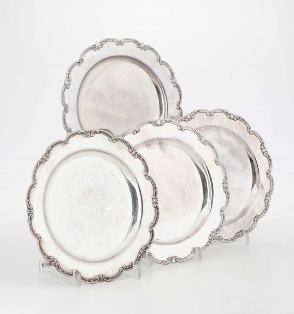 Quattro piattini in argento. Manifattura italiana del XX secolo