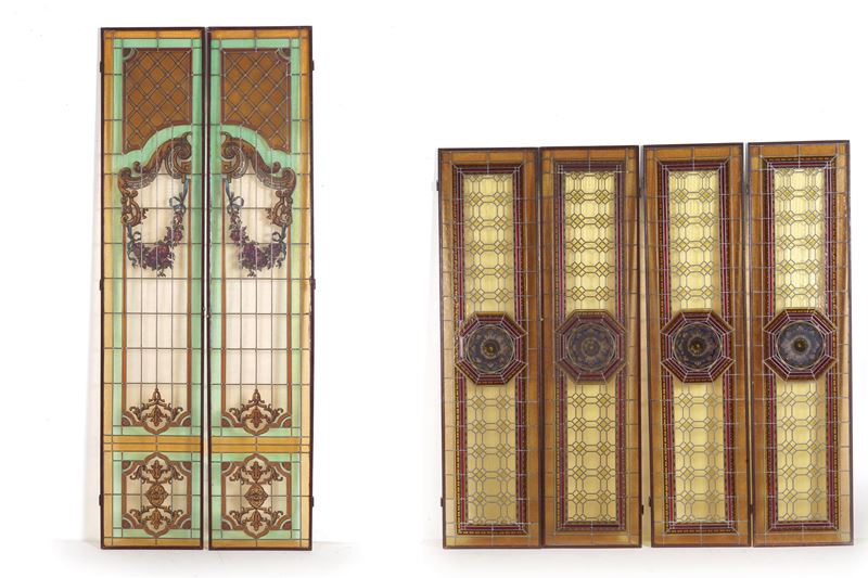 Vetrate al piombo con decoro policromo  - Auction Antiques - Cambi Casa d'Aste