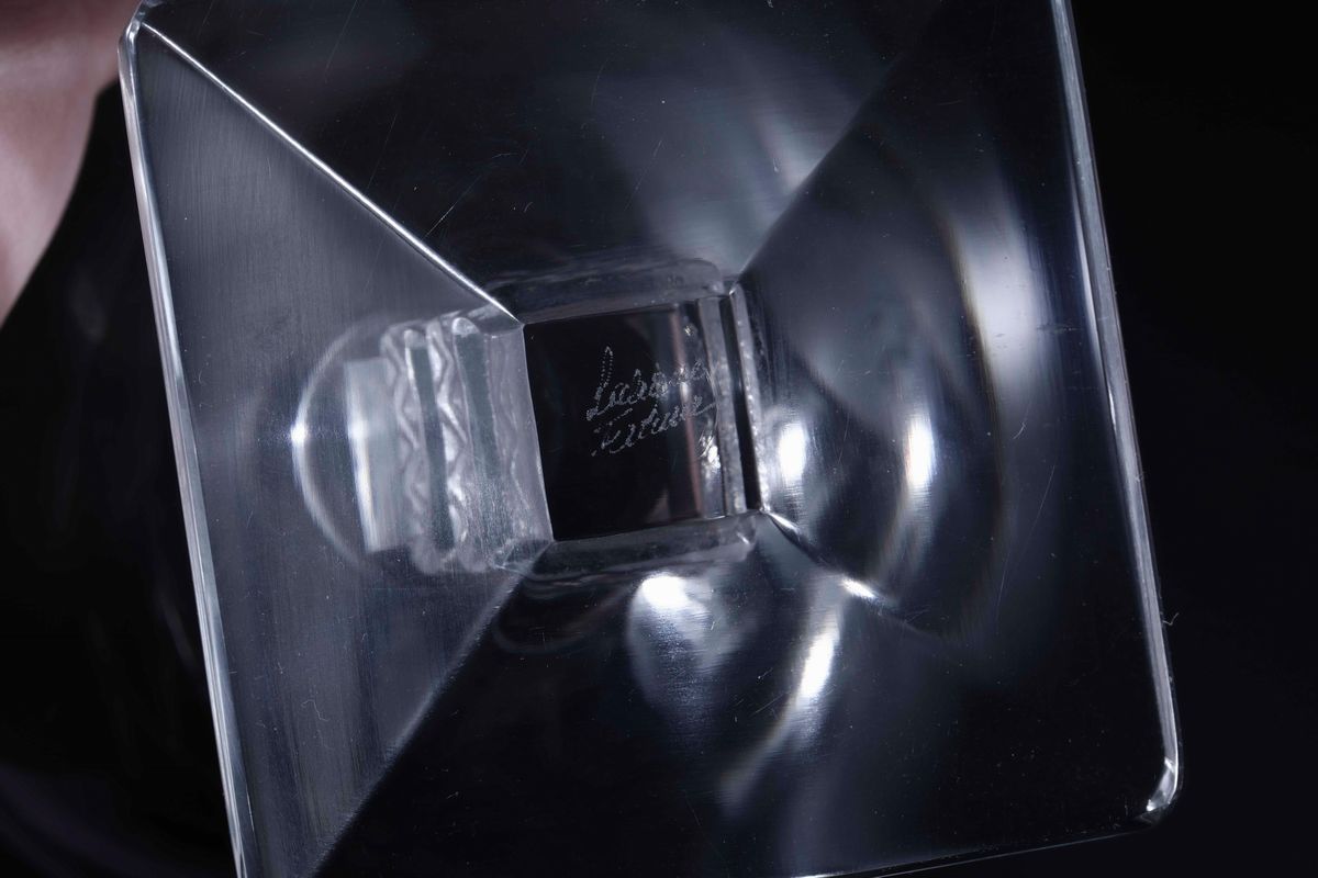 Undici Coppe da Cognac Francia, Manifattura Lalique, Seconda Metà XX Secolo