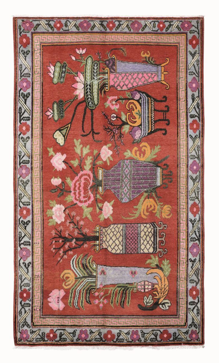 Tappeto Kothan, est Turkestan prima metà XX secolo  - Auction Fine Carpets and Rugs - Cambi Casa d'Aste