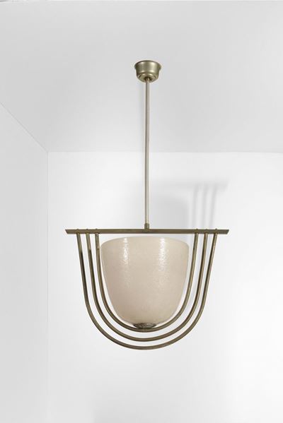 Lampada a Sospensione con Struttura in Ottone e Diffusore a Coppa in Vetro Pulegoso di Murano.