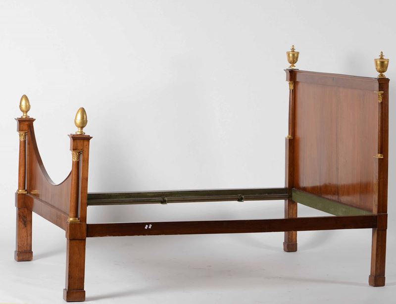 Letto in legno lastronato, XIX secolo  - Auction Antiques January | Time Auction - Cambi Casa d'Aste