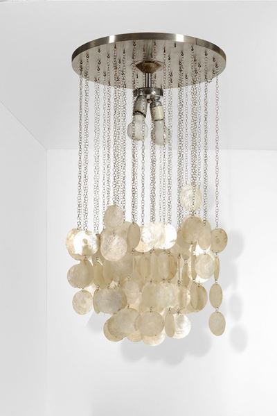 Lampada a Sospensione con Struttura in Metallo e Diffusori Pendenti in Metallo ed Elementi Plasti...