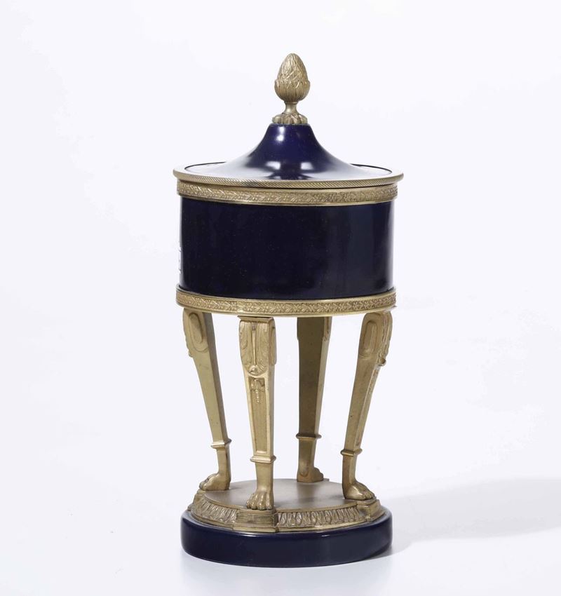Scatola in stile impero, XIX secolo (?)  - Auction Ceramics | Timed Auction - Cambi Casa d'Aste