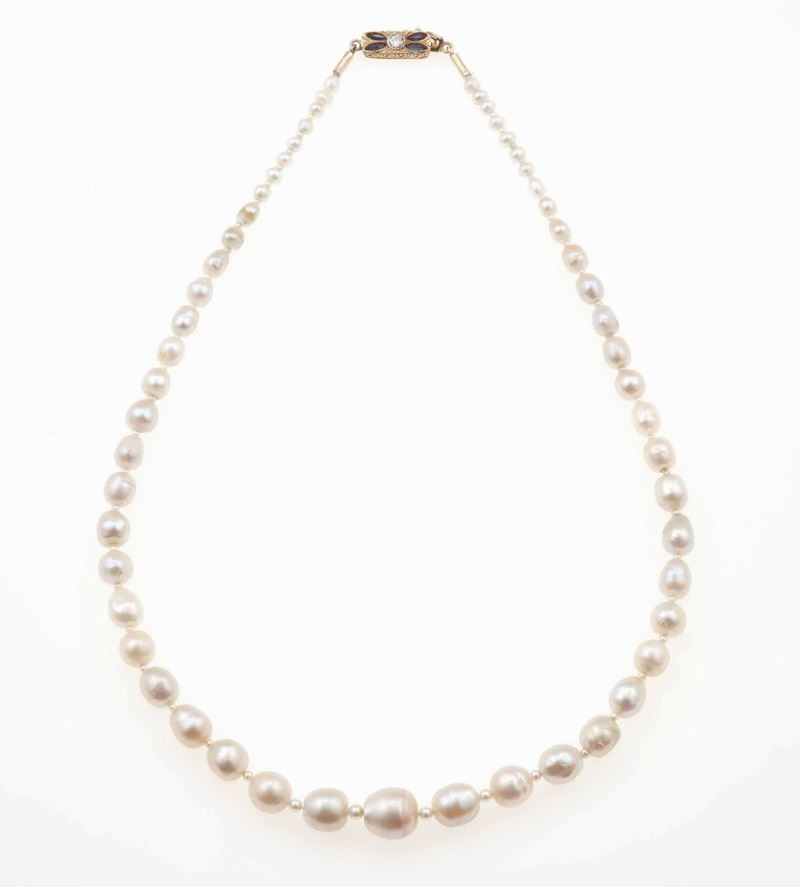 Collana a un filo di perle naturali  - Asta Fine Jewels - Cambi Casa d'Aste