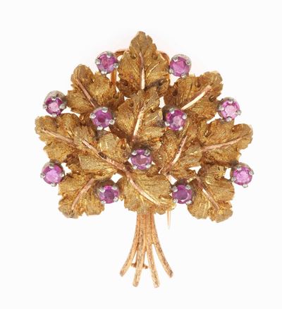 M. Buccellati. Spilla con Rubini