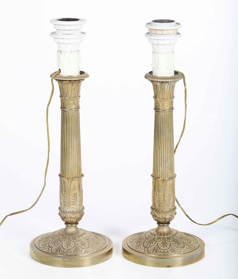 Coppia di candelieri in bronzo dorato. Carlo X  - Auction Antiques | Timed Auction - Cambi Casa d'Aste