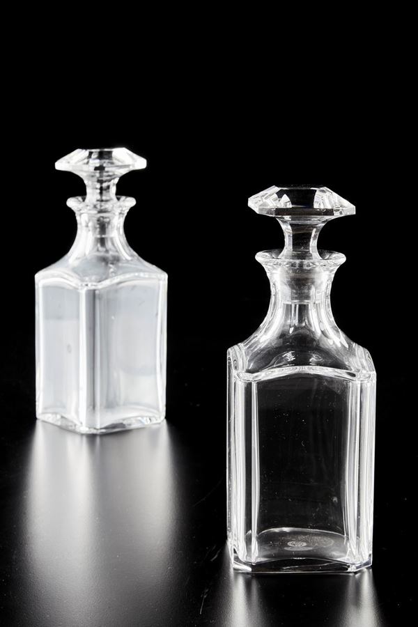 Coppia di bottiglie da liquore  Francia, Manifattura Baccarat, seconda metà XX secolo