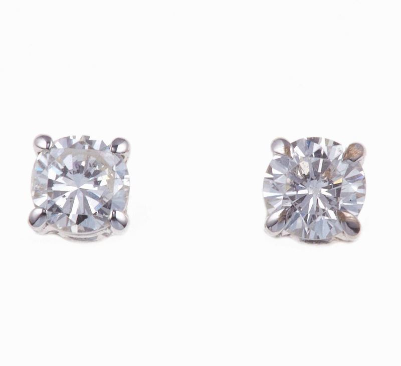 Pair of brilliant-cut diamond earrings  - Auction Summer Jewels | Cambi Time - Cambi Casa d'Aste
