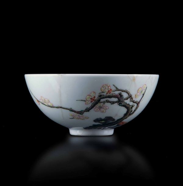 A small bowl in porcelain, China, Qing Dynasty