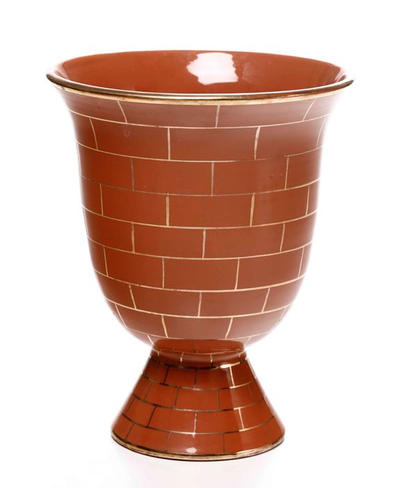 Vaso in ceramica color cuoio. Lima Perugia XX secolo