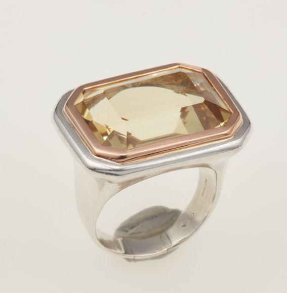 Anello con Quarzo Citrino
