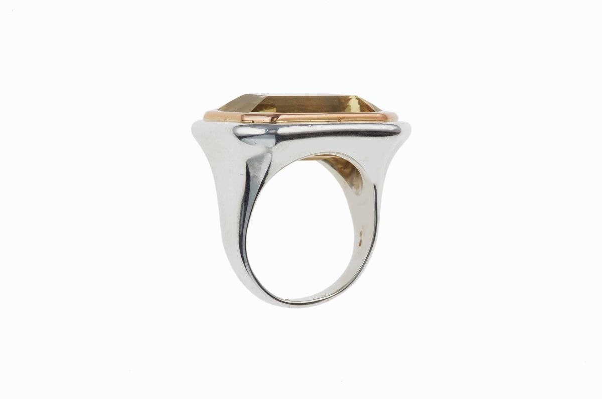 Anello con Quarzo Citrino