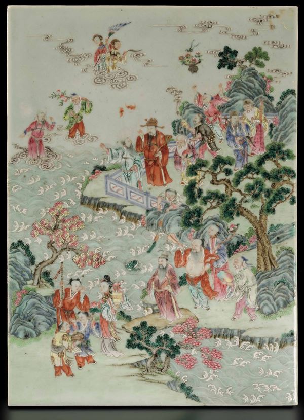 Placca in porcellana Famiglia Rosa con personaggi, Cina, Dinastia Qing, epoca Jiaqing (1796-1820)
