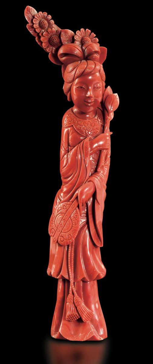 A figure of girl in coral, China, early 1900s  - Auction Fine Chinese Works of Art - Cambi Casa d'Aste