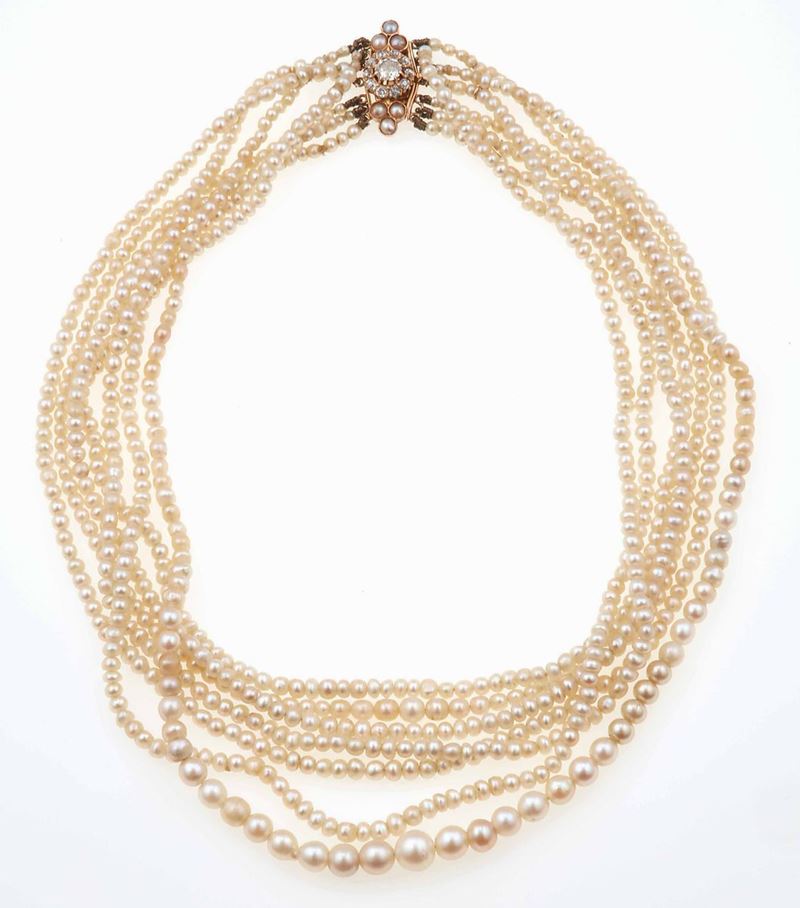 Girocollo a più fili di perle coltivate e naturali  - Asta Fine Jewels - Cambi Casa d'Aste