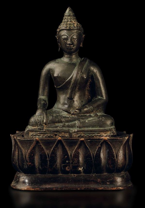A figure of Buddha, China, Ming Dynasty, 1200s