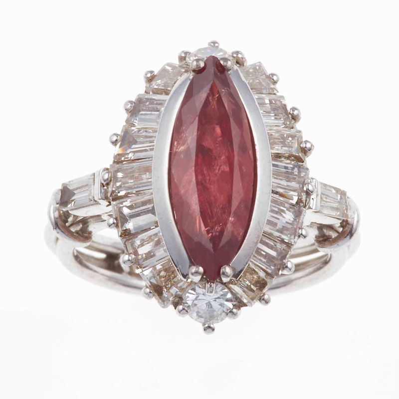 Anello con rubino taglio navette di ct 3.60 circa e diamanti a contorno  - Auction Jewels | Cambi Time - Cambi Casa d'Aste