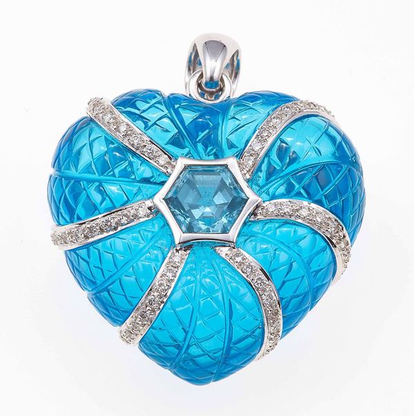 Pendente “cuore” con piccoli diamanti e vetro blu