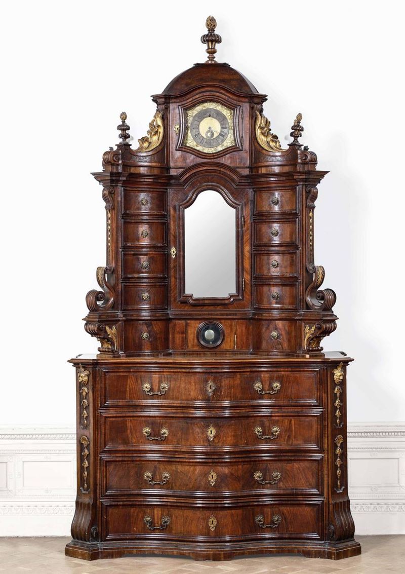 Monumentale mobile a doppio corpo. Ebanisteria Lombardo Veneta del XVIII-XIX secolo  - Auction Works and furnishings from Lombard collections and other provinces - Cambi Casa d'Aste