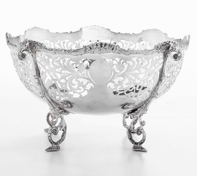 Cestino in Argento Sterling Traforato e Cesellato. Londra 1903. Argentieri Goldsmiths & Silversmi...