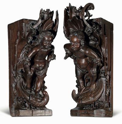 Coppia di Lesene con Putti Alati Sorretti da Fenice Legno di Noce Scolpito Scultura Barocca Itali...