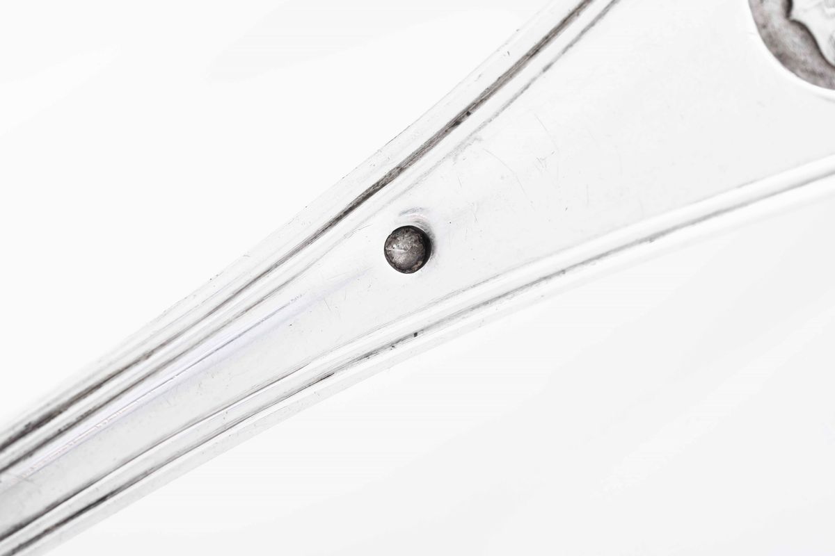 Salsiera con Presentoire in Argento Primo Titolo. Francia Probabile XIX Secolo. Marchi Dell’argen...