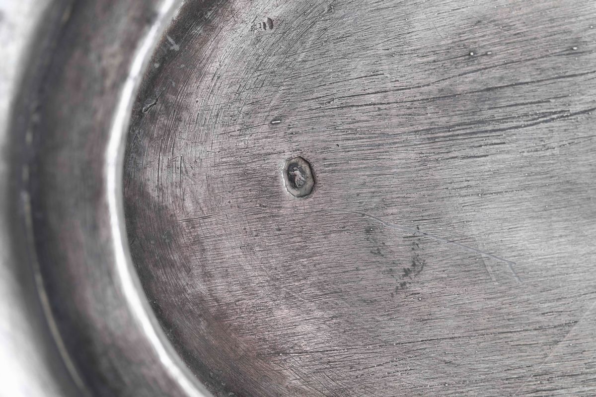 Salsiera con Presentoire in Argento Primo Titolo. Francia Probabile XIX Secolo. Marchi Dell’argen...