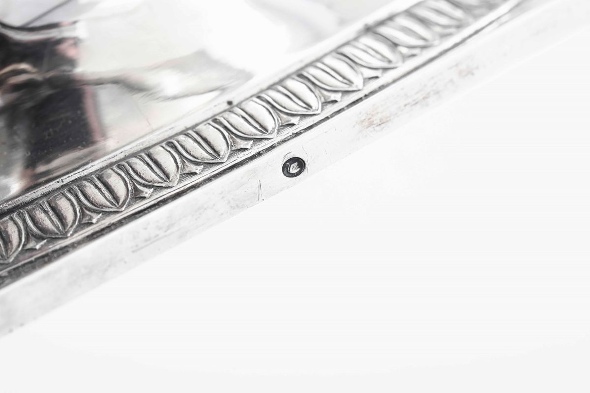 Oliera in Argento Primo Titolo Fuso, Sbalzato, Traforato e Cesellato. Francia XIX Secolo