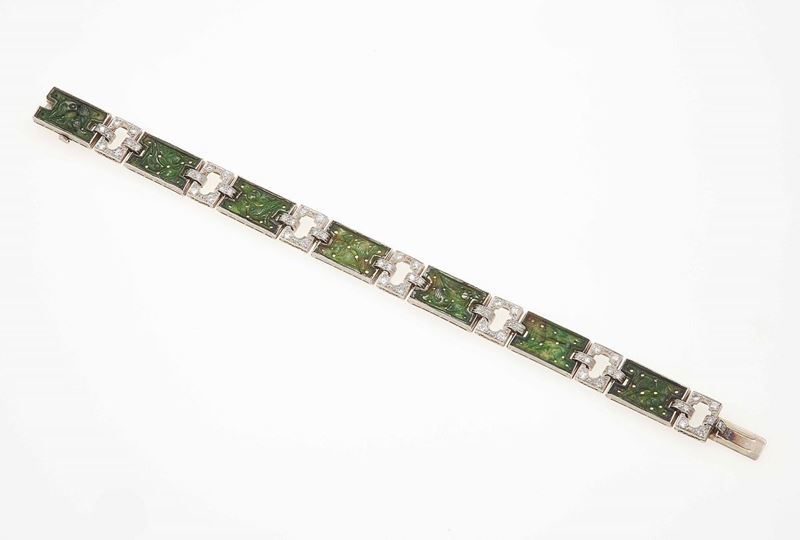 Bracciale con inserti in giadeite incisa e piccoli diamanti  - Auction Fine Jewels - Cambi Casa d'Aste
