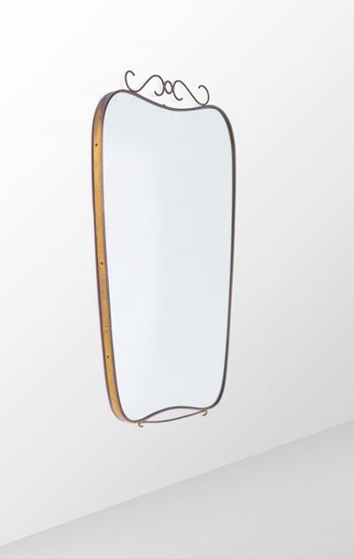 Specchiera con Struttura in Legno e Vetro. Profilo e Decori in Ottone.