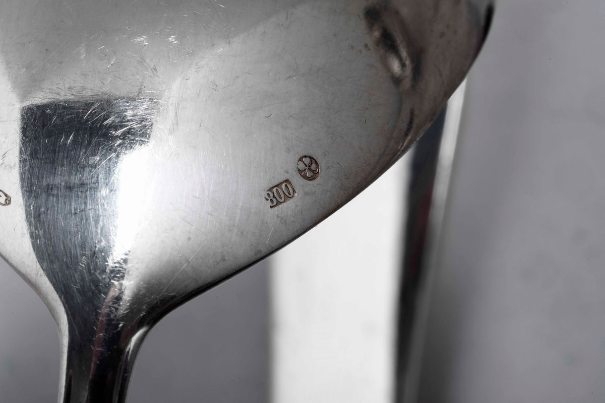 Servizio di Posate in Argento per 6 Coperti. Argenteria Italiana del XX Secolo. Austria, XX Secol...