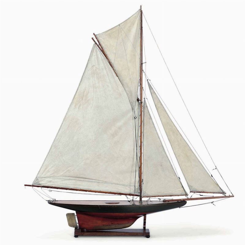 Modello di yacht navigante. Inghilterra XX secolo  - Auction Marittime Art and Scientific Instruments - Cambi Casa d'Aste