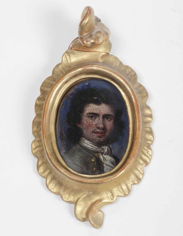 Piccolo ritratto maschile in cornice dorata, XVIII secolo
