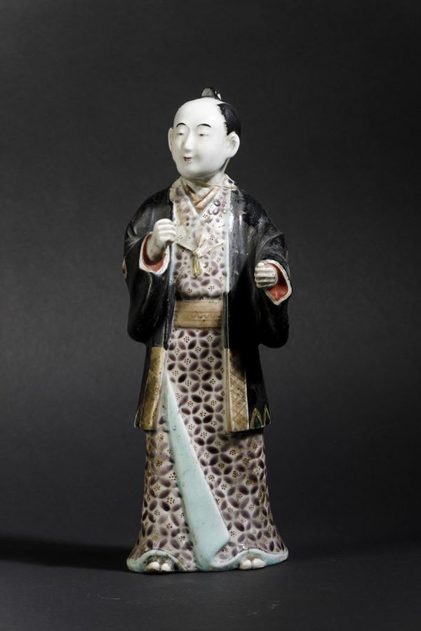 Figura maschile in porcellana a smalti policromi, Giappone, periodo Meiji (1868-1912)