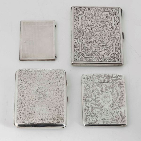 Quattro scatole in argento. Manifatture inglesi ed italiane del XX secolo