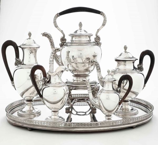 Servizio da tè e caffè in argento. Argenteria milanese del XX secolo. Argentiere Miracoli