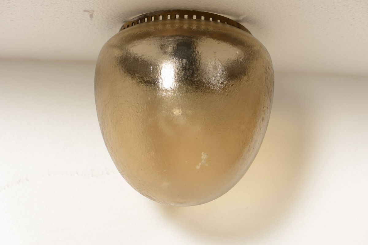 Tre Plafoniere con Struttura in Metallo e Diffusore in Vetro di Murano Acidato.