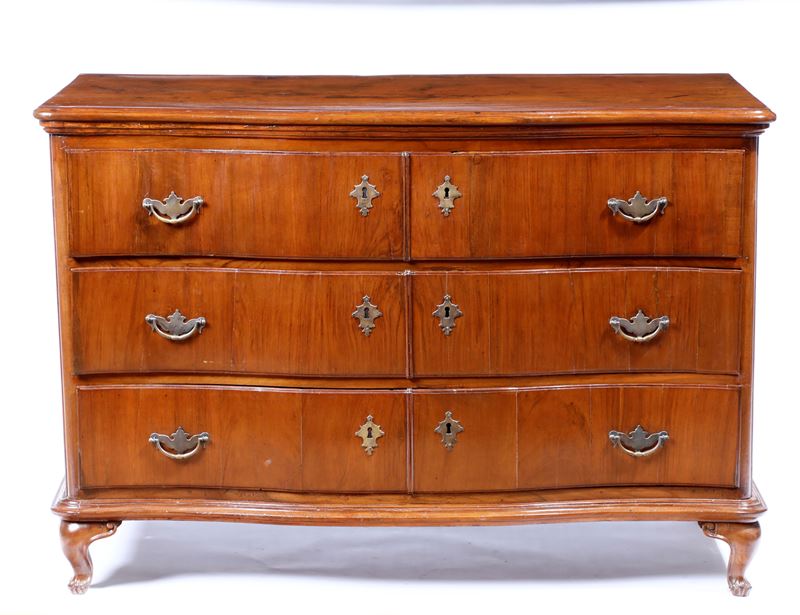 Comò a tre cassetti in legno massello, XVIII-XIX secolo  - Auction Antique February - Cambi Casa d'Aste